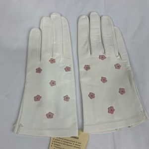 Unworn VTG Aldo Di Cori White Gloves With small pink‎ Flowers Size 7.50